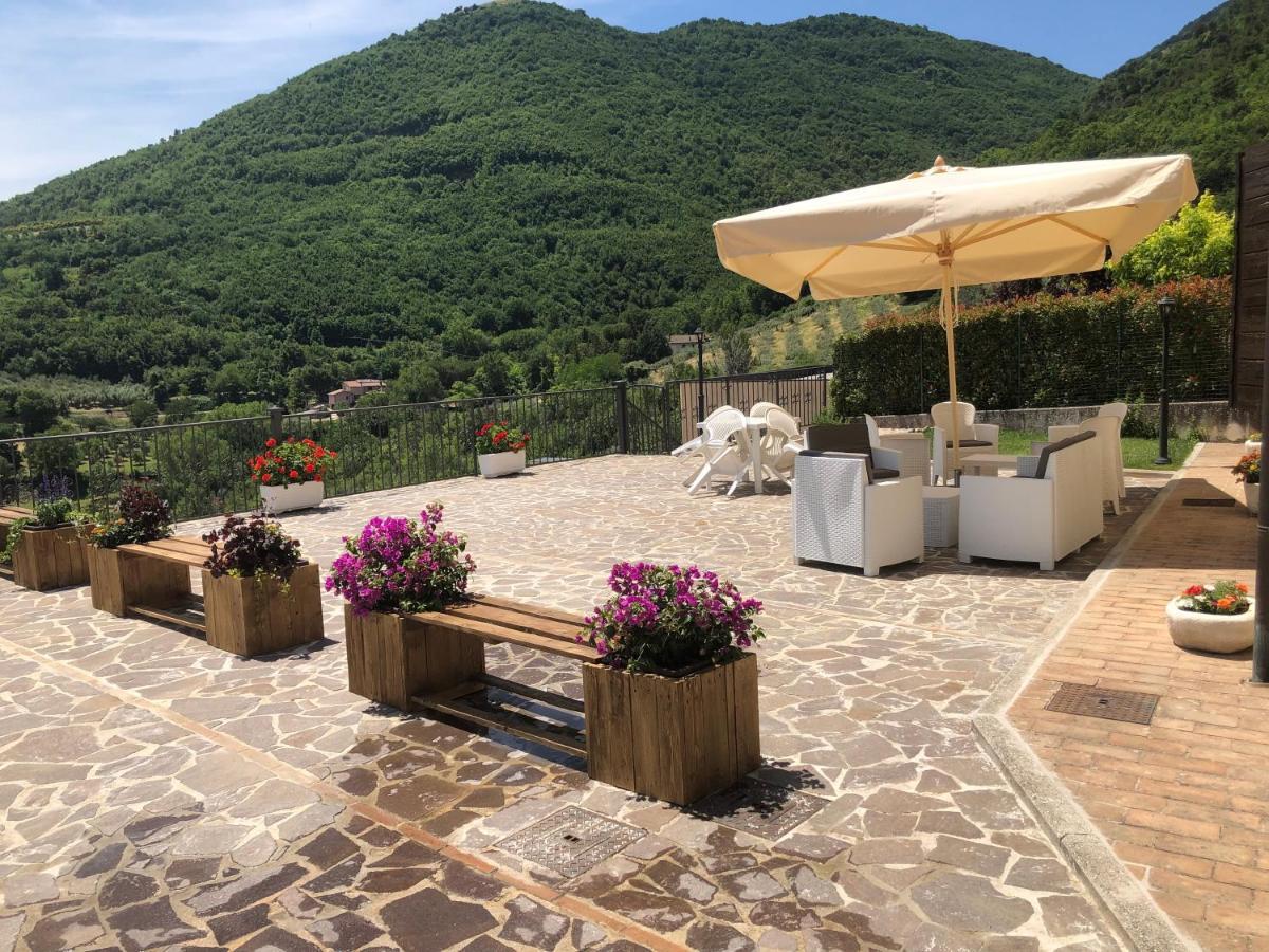 Casa Vacanze Vecchio Frantoio Residenza Leccino سبوليتو المظهر الخارجي الصورة