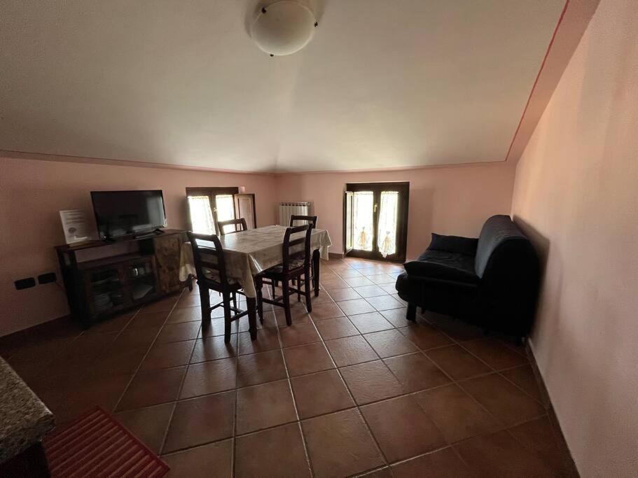 Casa Vacanze Vecchio Frantoio Residenza Leccino سبوليتو المظهر الخارجي الصورة