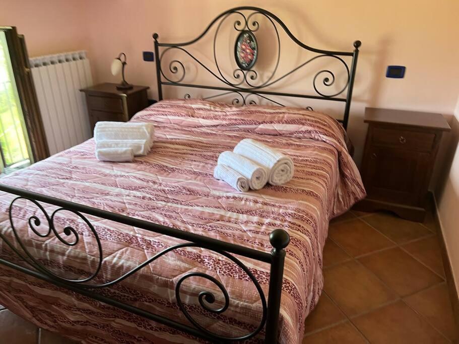 Casa Vacanze Vecchio Frantoio Residenza Leccino سبوليتو المظهر الخارجي الصورة